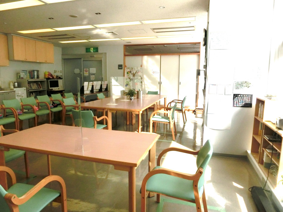 杉並区障害者地域相談支援センター事業（すまいる「荻窪」）